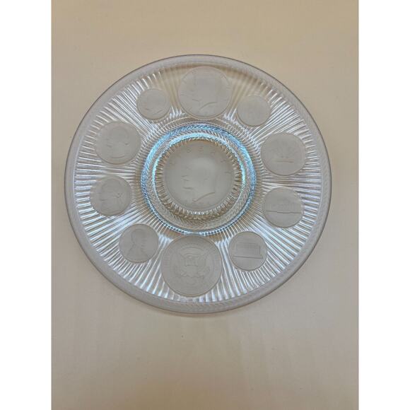 Vintage 1971 Crystal Coins Glass Plate - Picture 3 of 5